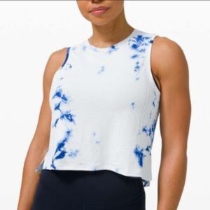 Lululemon Train to Be Cropped Mesh Tank Top Shibori Blue White Tie Dye